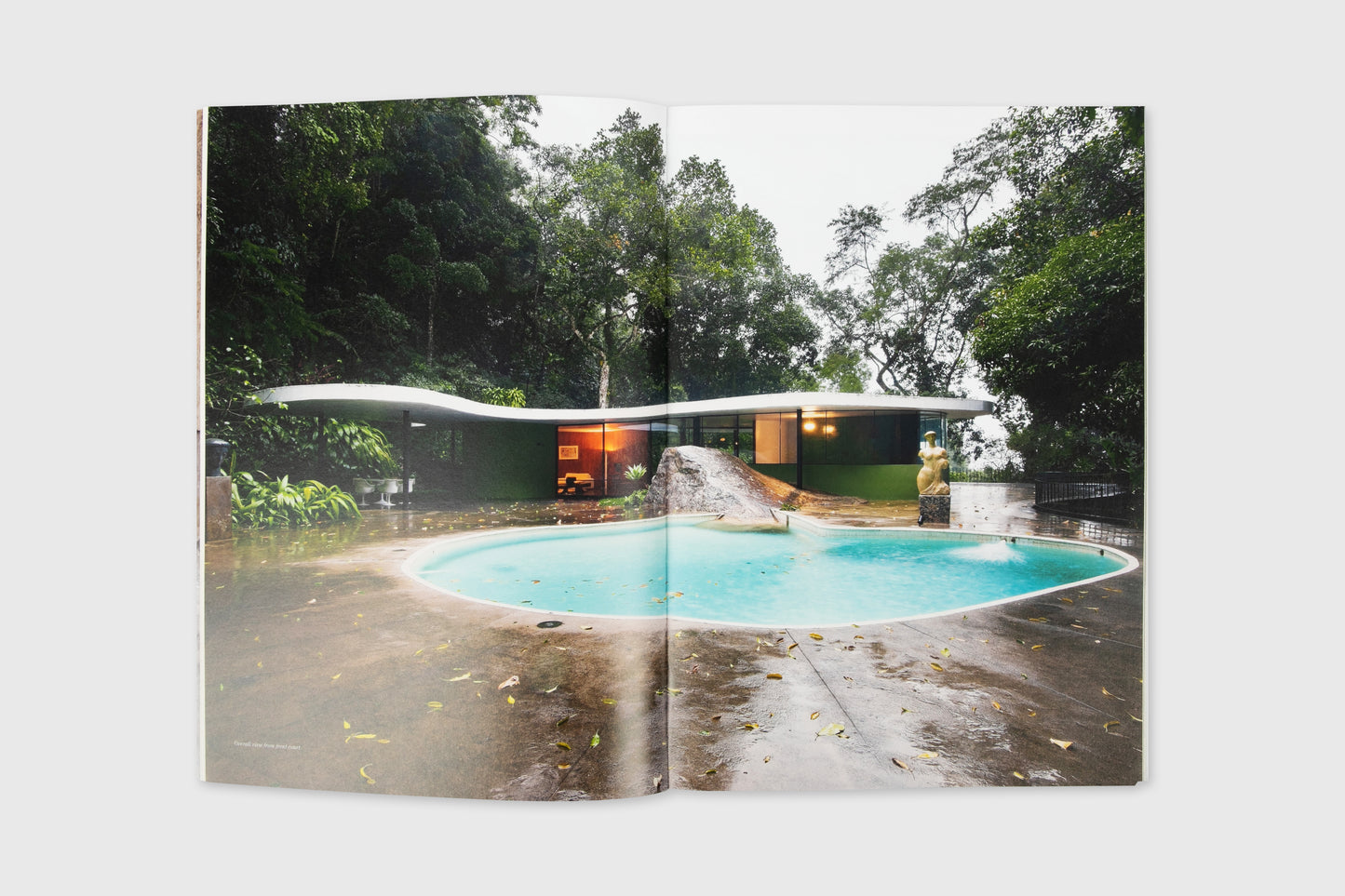 Residential Masterpieces 28: Oscar Niemeyer Casa Das Canoas / Casa Canavelas